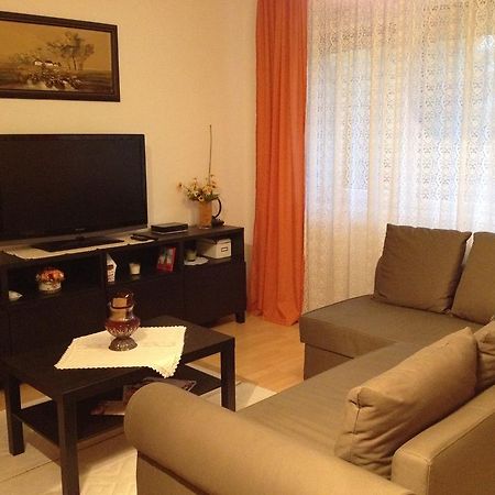 Konig Apartman City Center Budapeste Exterior foto