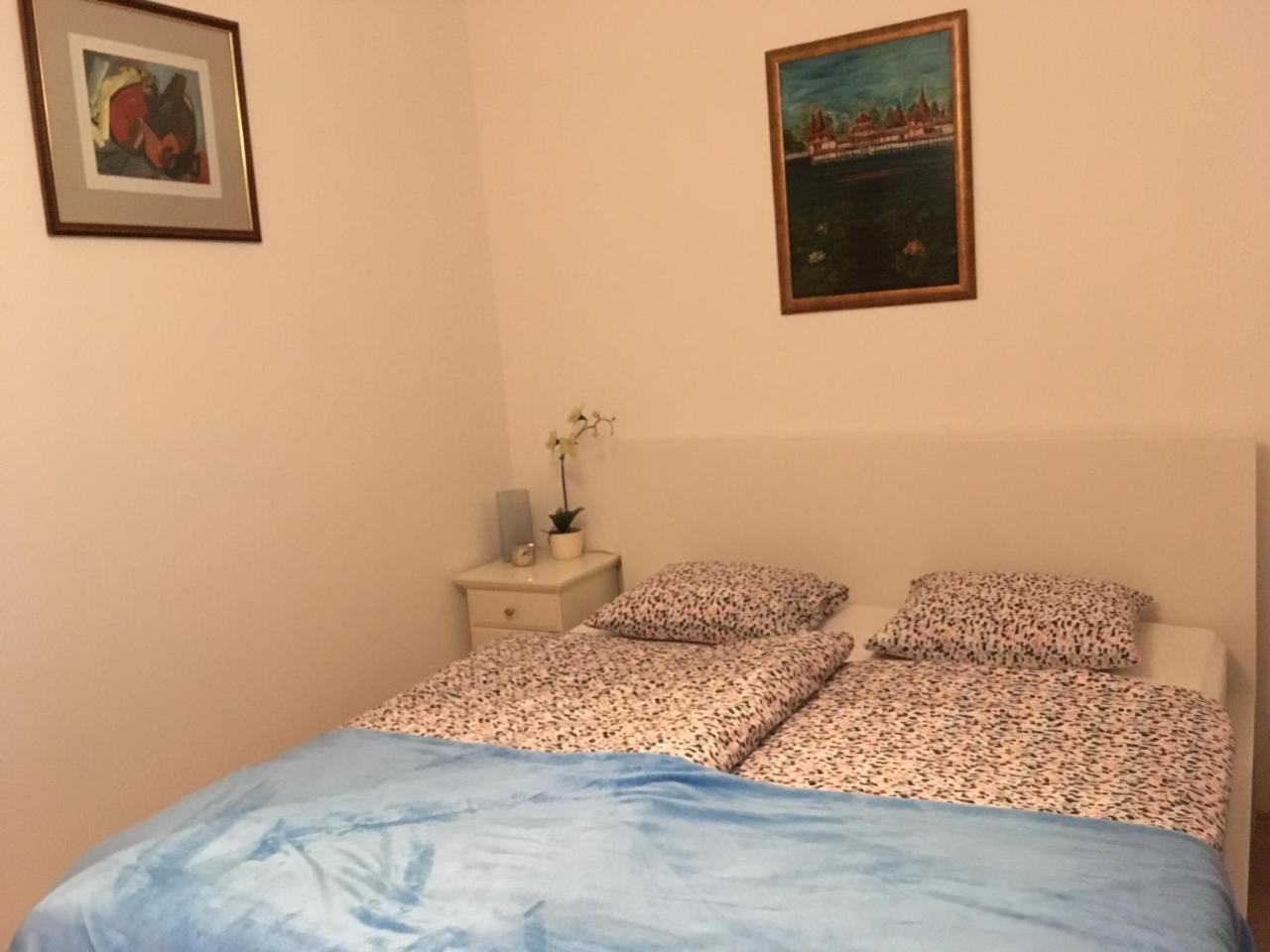 Konig Apartman City Center Budapeste Exterior foto